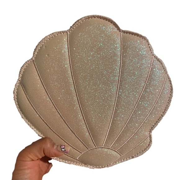 Disney Lounge FLY NWT Pink Shell Purse - Picture 4 of 4